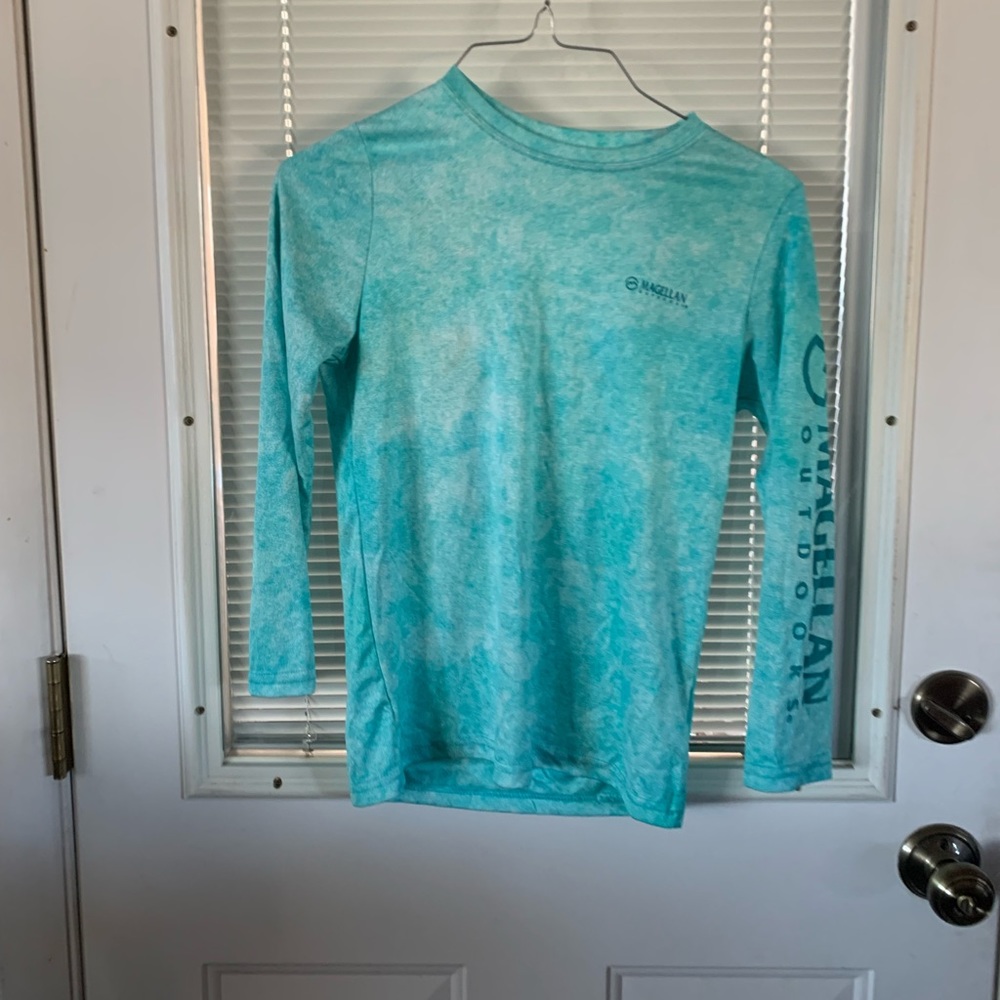 Magellan cyan fishing shirt size L